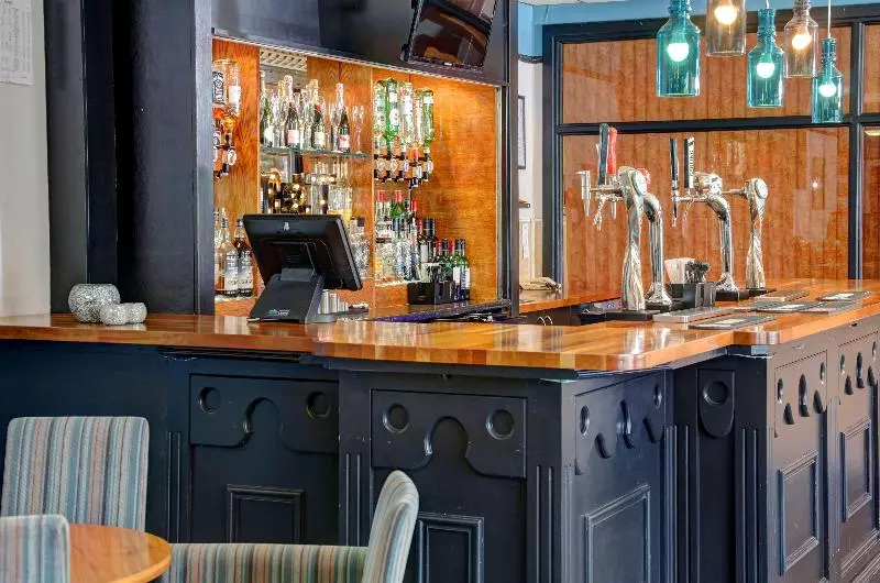 St Pierre, Sure Hotel Collection By Best Western