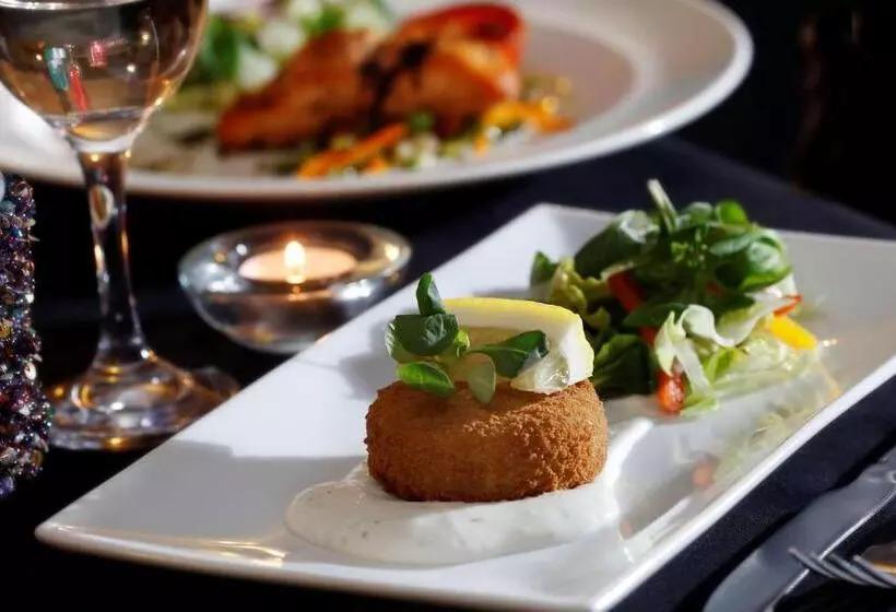 St Pierre, Sure Hotel Collection By Best Western