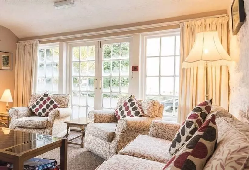 فندق Gwesty Minffordd