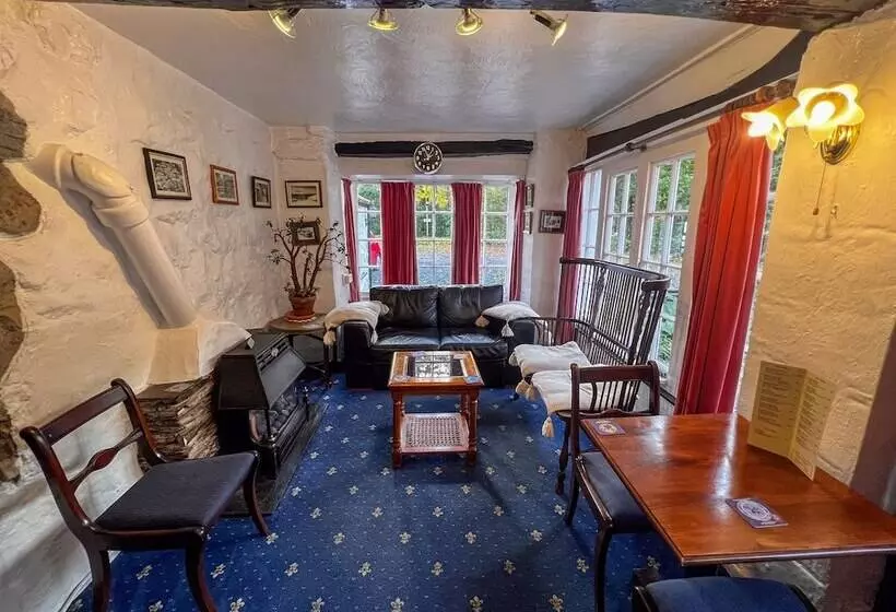 فندق Gwesty Minffordd