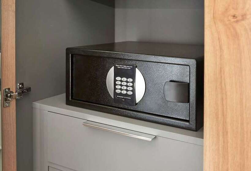 בית מלון כפרי Hilton London Croydon