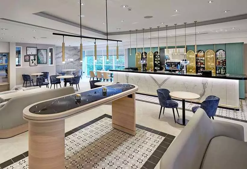 ホテル Hilton London Croydon