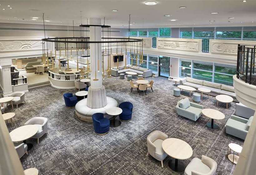 בית מלון כפרי Hilton London Croydon