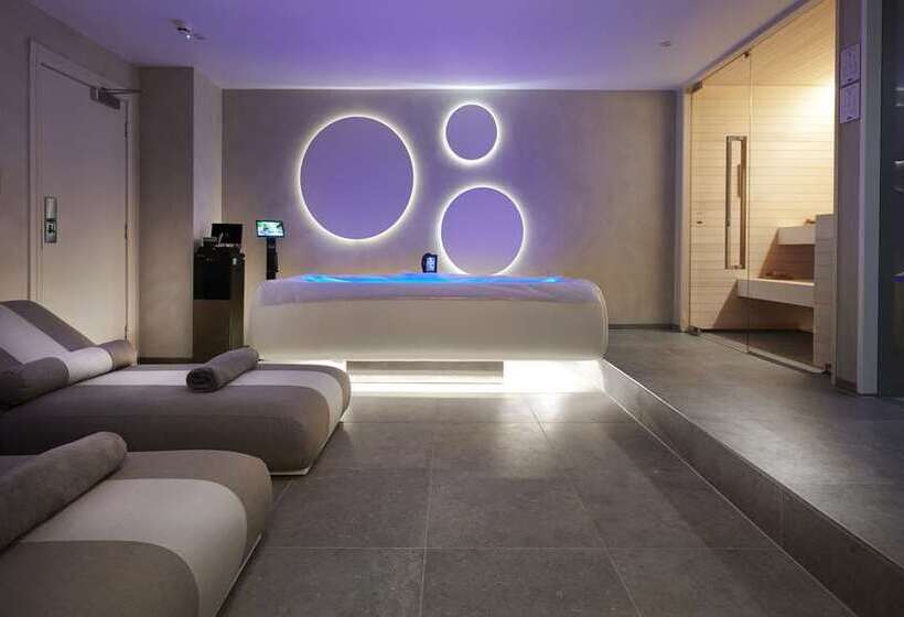 בית מלון כפרי Hilton London Croydon