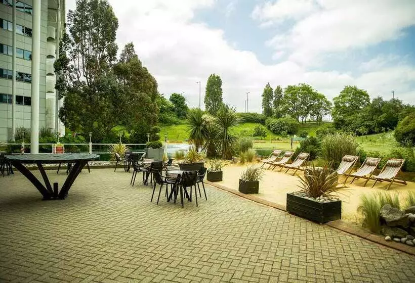 ホテル Hilton London Heathrow Airport