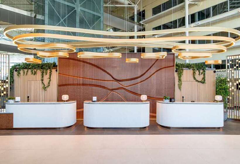 فندق Hilton London Heathrow Airport