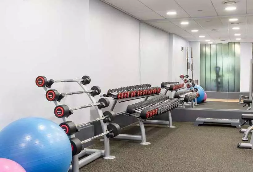 ホテル Hilton London Heathrow Airport