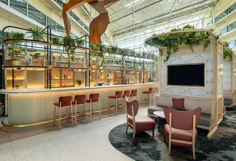 ホテル Hilton London Heathrow Airport