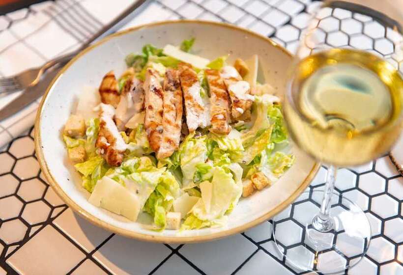 فندق Hilton London Heathrow Airport