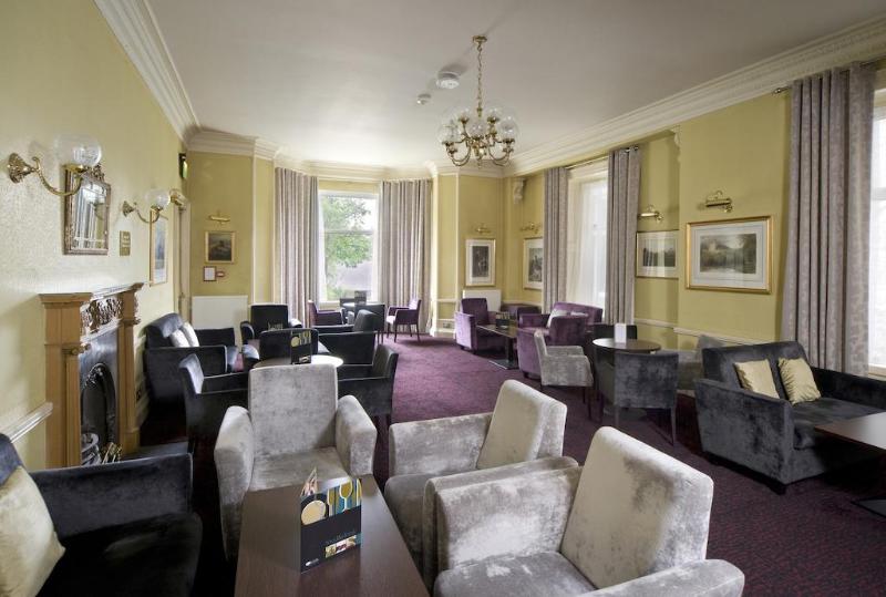 فندق Invercauld Arms