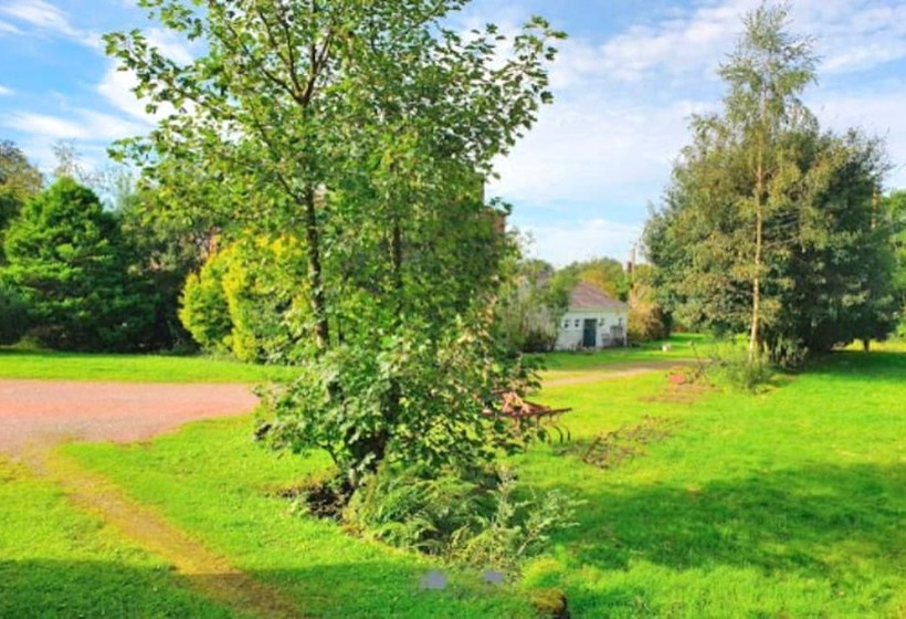 Hotelli Kirkconnel Hall