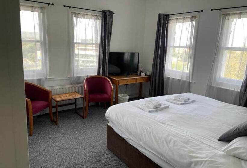 Hotelli Kirkconnel Hall