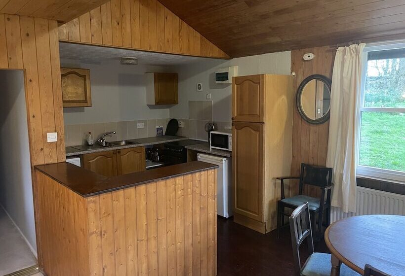 Hotelli Kirkconnel Hall