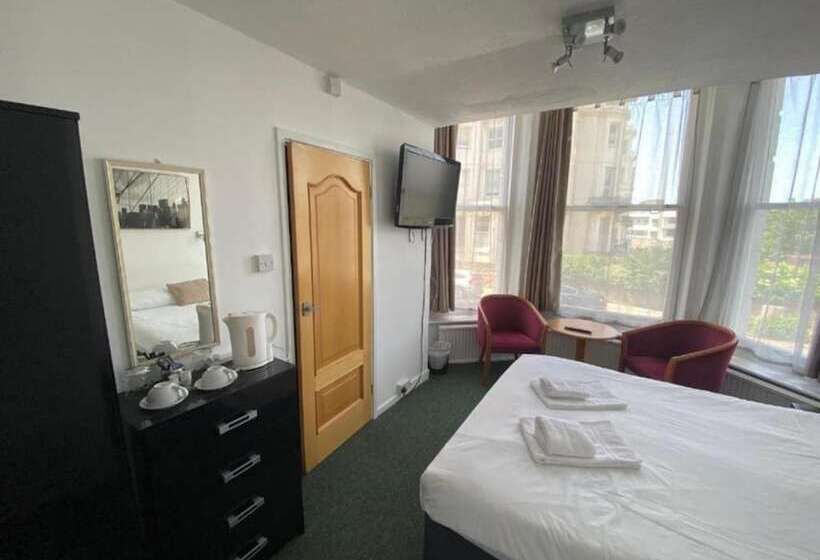 Hotelli Kirkconnel Hall