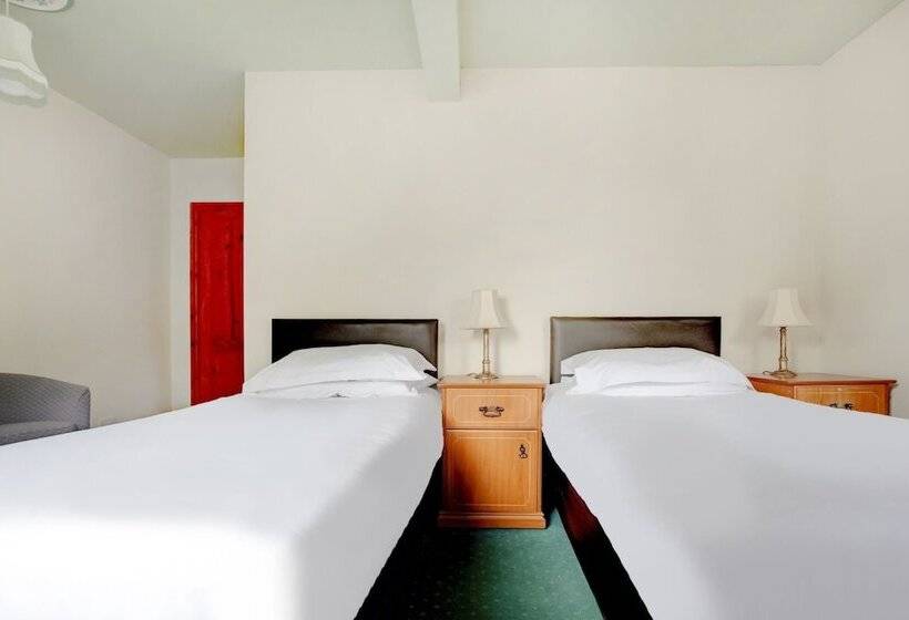 Hotelli Kirkconnel Hall