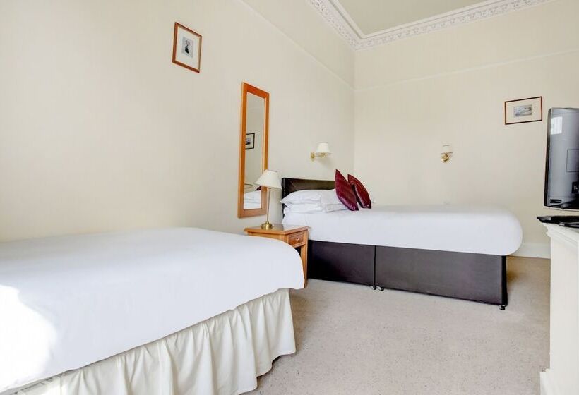 Hotelli Kirkconnel Hall