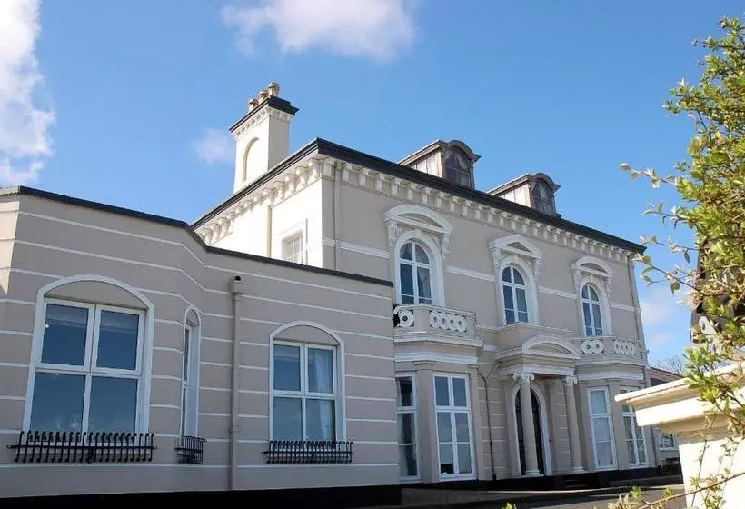 ホテル Magherabuoy House