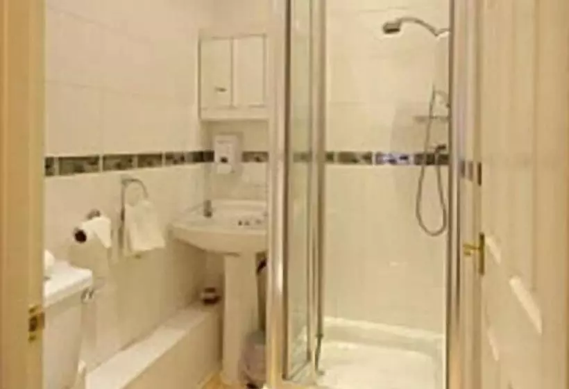 酒店 Moonraker House