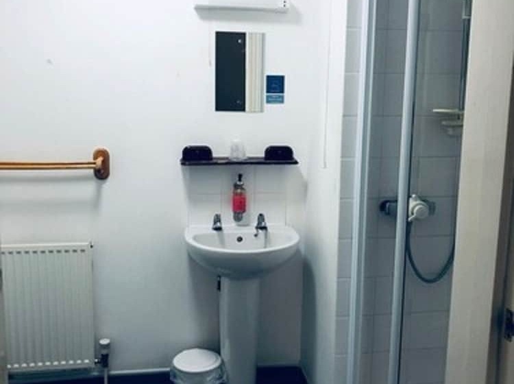 酒店 Parade Park Bath