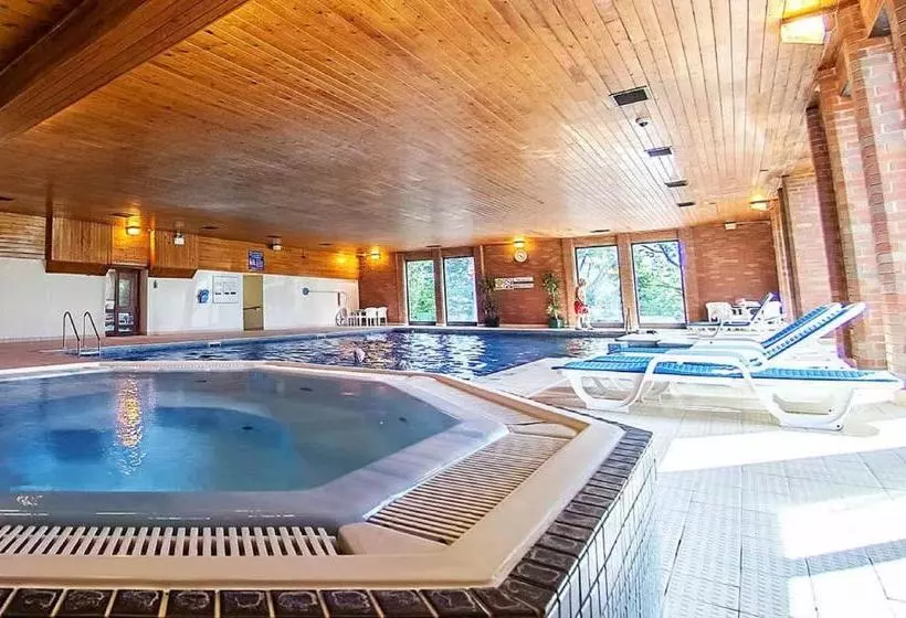 בית מלון כפרי Patshull Park  Golf And Country Club