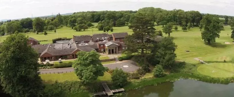 בית מלון כפרי Patshull Park  Golf And Country Club