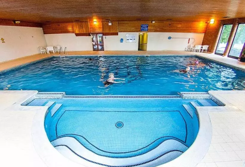 בית מלון כפרי Patshull Park  Golf And Country Club