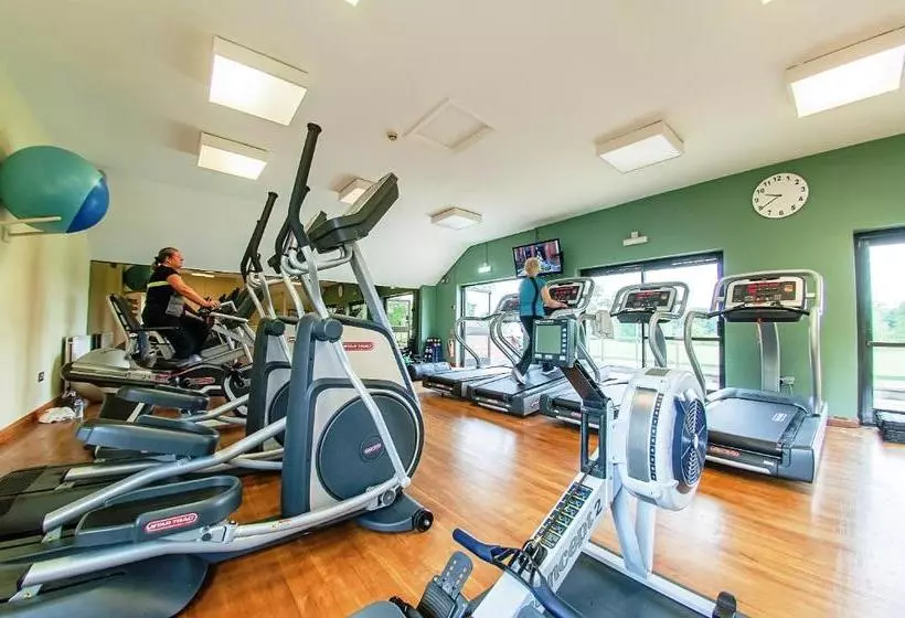 בית מלון כפרי Patshull Park  Golf And Country Club