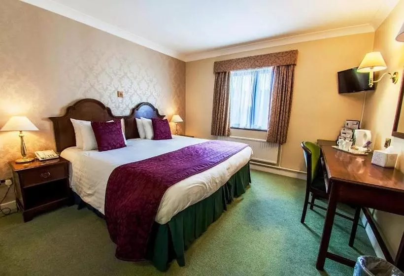 בית מלון כפרי Patshull Park  Golf And Country Club