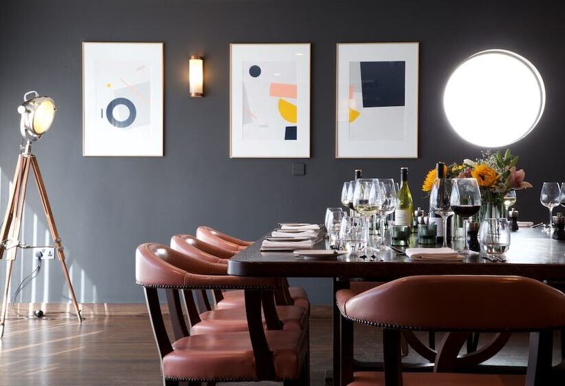 The Hermitage Hotel   Oceana Collection