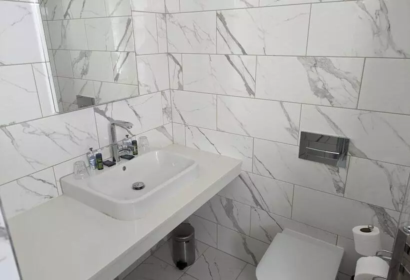 The Hermitage Hotel   Oceana Collection