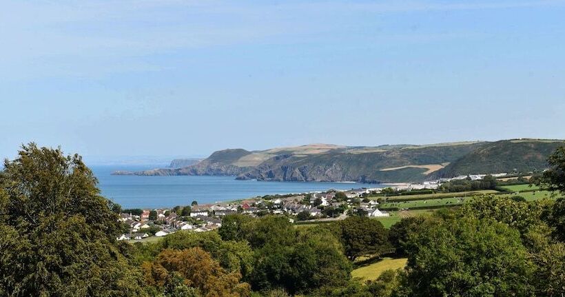 호텔 The Penrallt Country House