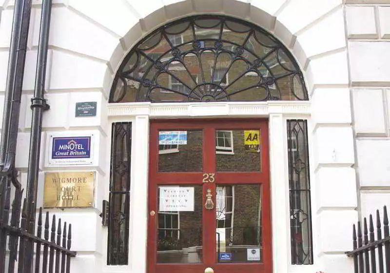 ホテル Wigmore Court