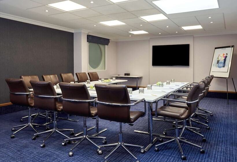 Novotel London Stansted Airport