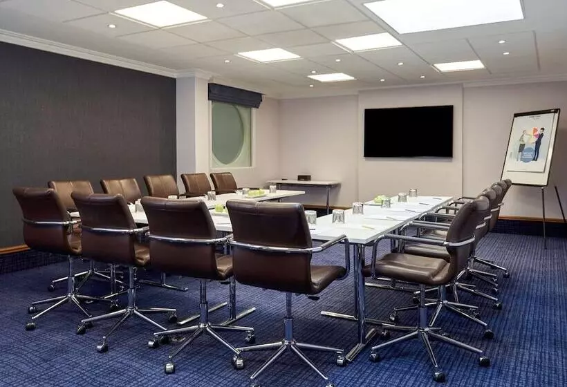 Novotel London Stansted Airport