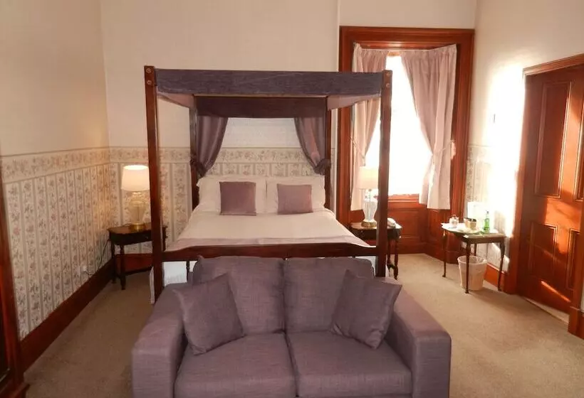 בית מלון כפרי Mansfield Castle