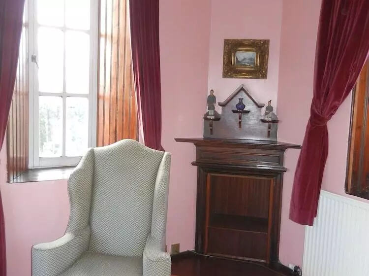 בית מלון כפרי Mansfield Castle