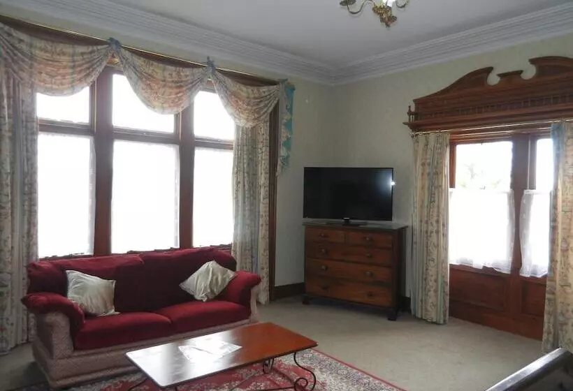 בית מלון כפרי Mansfield Castle