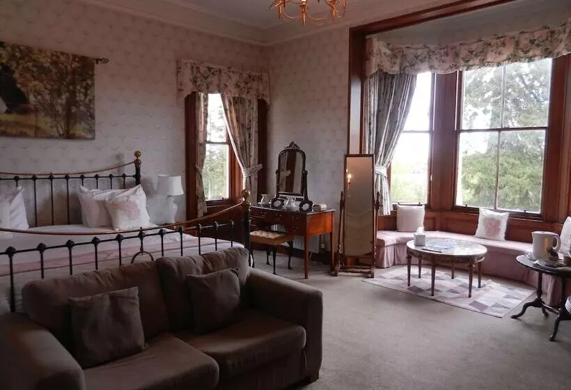 בית מלון כפרי Mansfield Castle