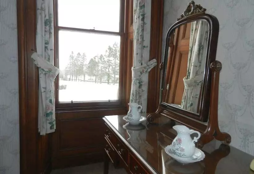 בית מלון כפרי Mansfield Castle