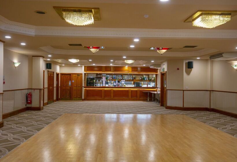 هتل Best Western Woodlands