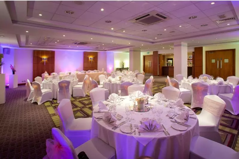 Отель Holiday Inn London Shepperton, An Ihg