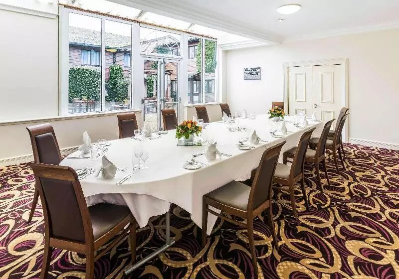 Mercure Dartford Brands Hatch Hotel & Spa