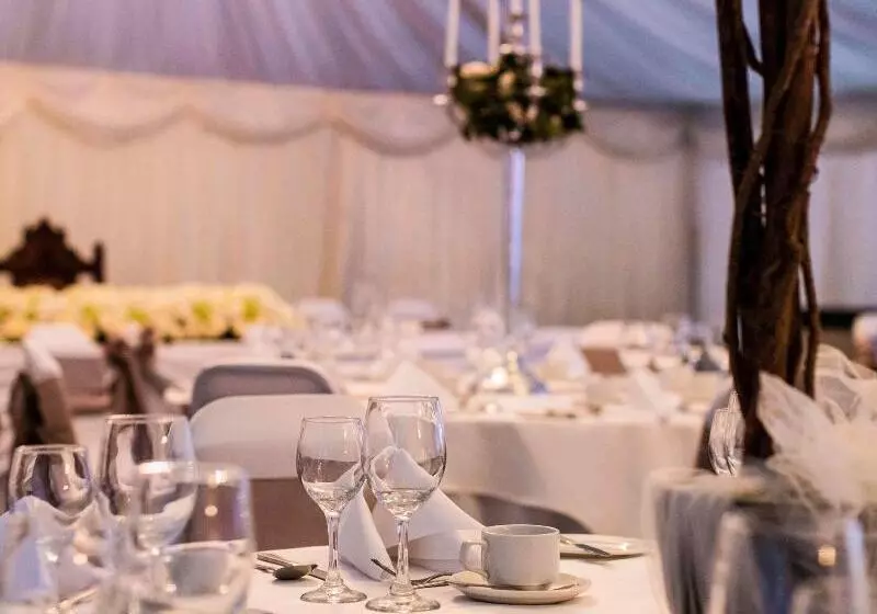 Отель Mercure Haydock