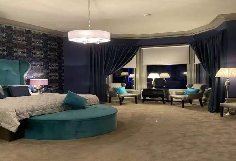 فندق Richmond Park