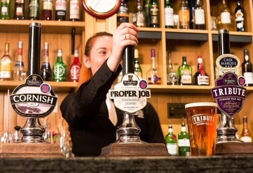 בית מלון כפרי White Hart