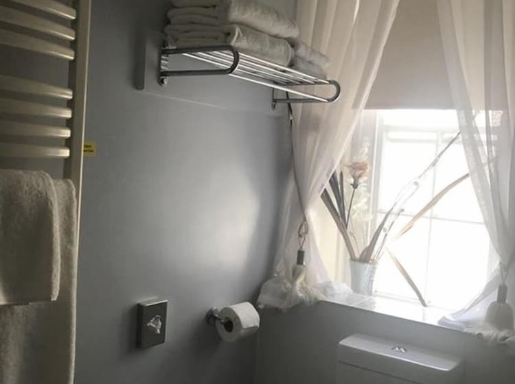 בית מלון כפרי White Hart