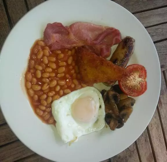 فندق Westone Manor