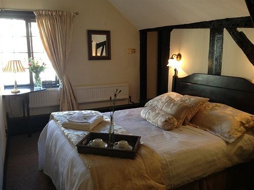 호텔 Ye Olde Kings Head