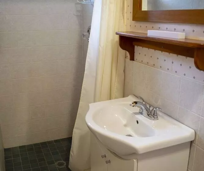 בית מלון כפרי Crandell Mountain Lodge