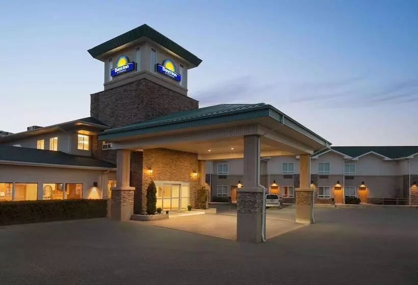 호텔 Days Inn By Wyndham Swift Current